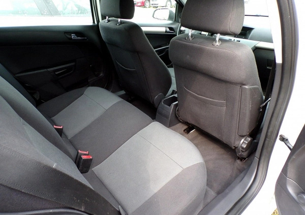 Opel Astra cena 13900 przebieg: 169890, rok produkcji 2007 z Przedecz małe 379